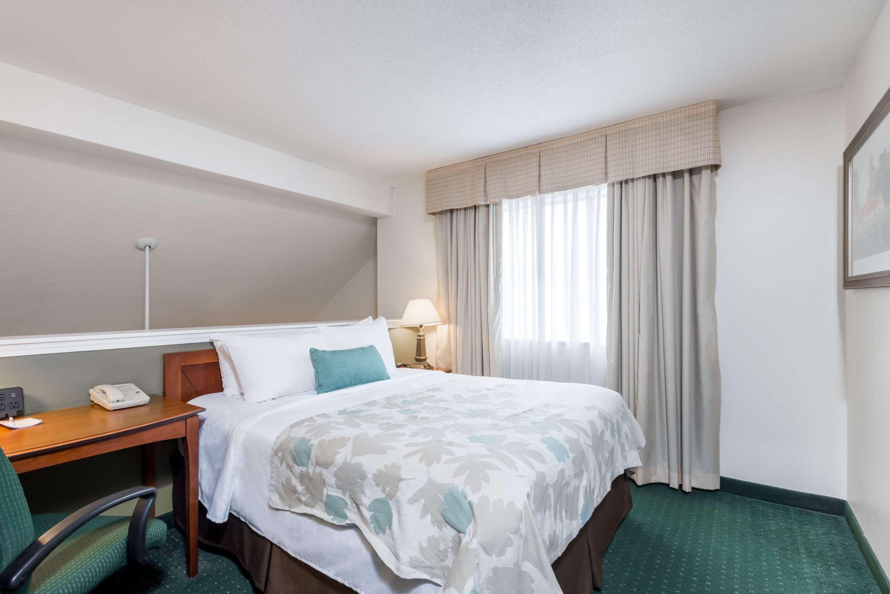 Best Western Fishkill Inn & Suites Eksteriør bilde