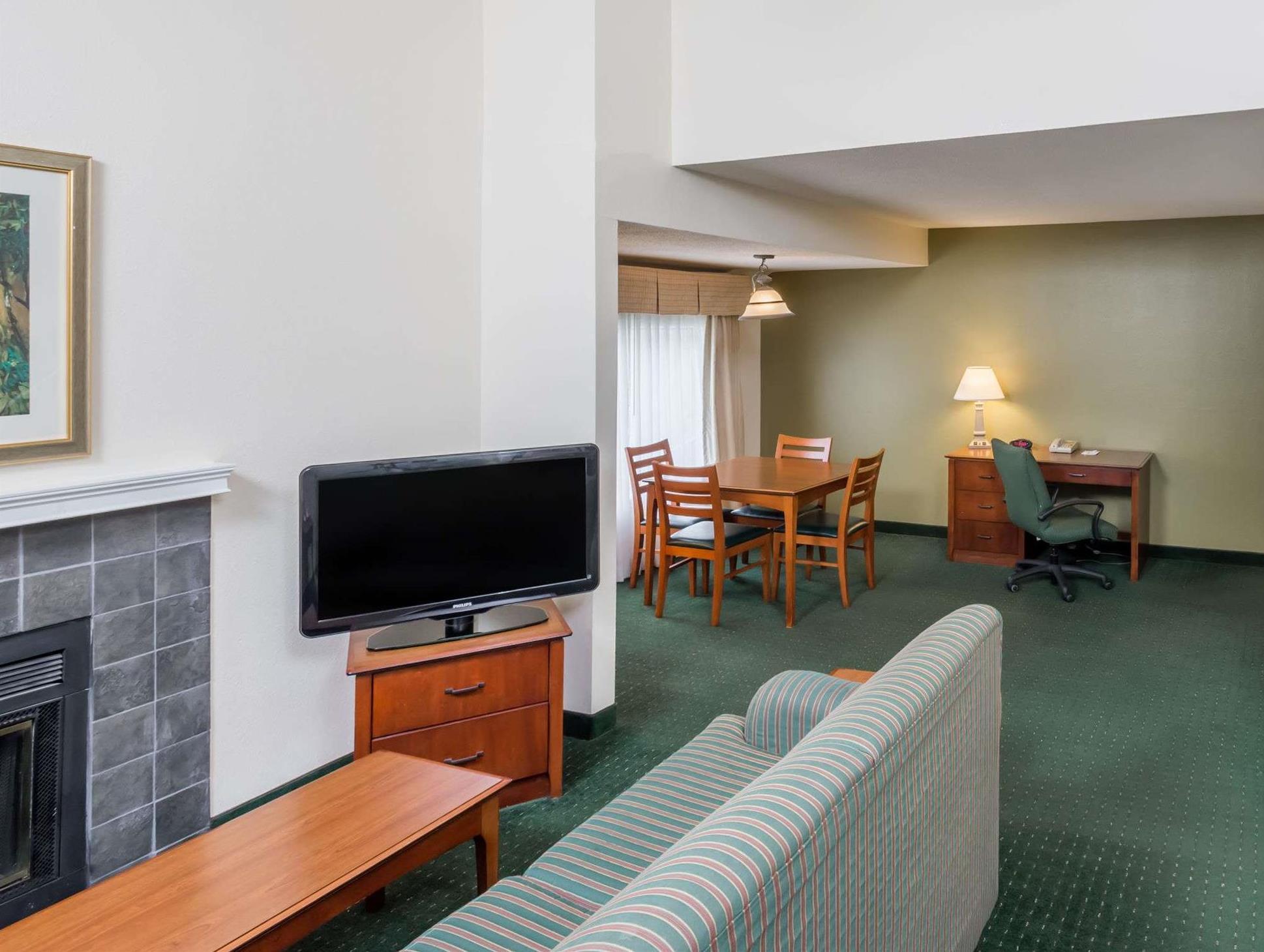 Best Western Fishkill Inn & Suites Eksteriør bilde